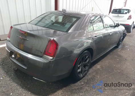 2022 Chrysler 300 S из США, поврежденный, VIN 2C3CCABG5NH245212